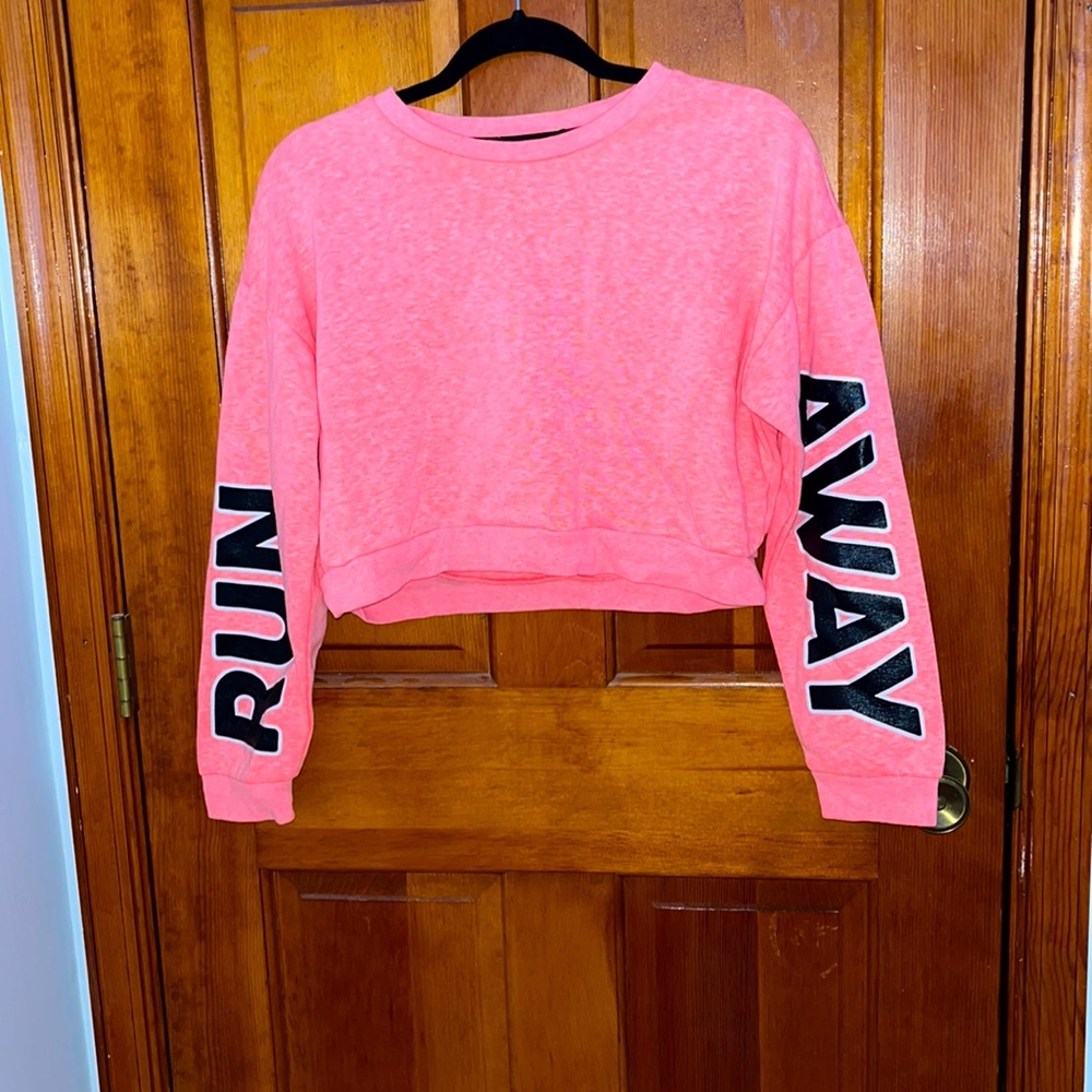 Forever 21 cropped sweater collection pink and black  RUN AWAY